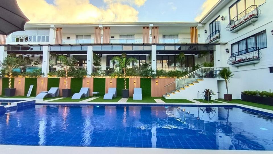Casa La Silvinas Hotel & Event Resort タガイタイ エクステリア 写真